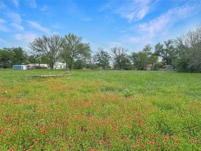 Living area at 1314 Farm St - Farm Lt, Bastrop, TX
