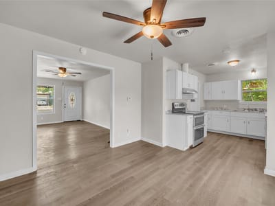Bathroom at 1314 Gardenia Ave - 3 bed 1 bath home