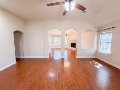 Property photo 3 at 1315 Tumbling River DR - 3 bed 2 bath home