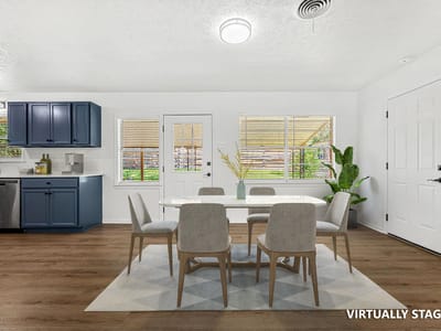 Kitchen at 1318 Live Oak DR - 3 bed 2 bath home