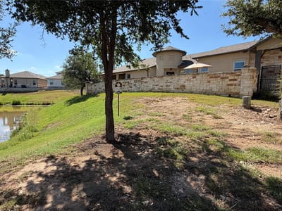 Living area at 132 Mexican Olive DR Unit #G - 3 bed 2 bath home