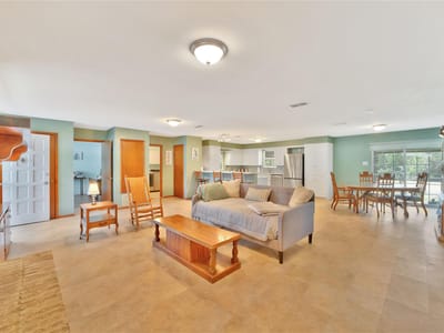 Property photo 3 at 132 Tomahawk TRL - 3 bed 2 bath home
