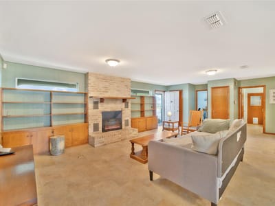 Property photo 4 at 132 Tomahawk TRL - 3 bed 2 bath home