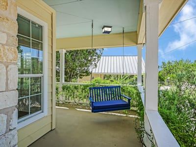 Property photo 5 at 1320 Serenity Dr - 2 bed 2 bath home
