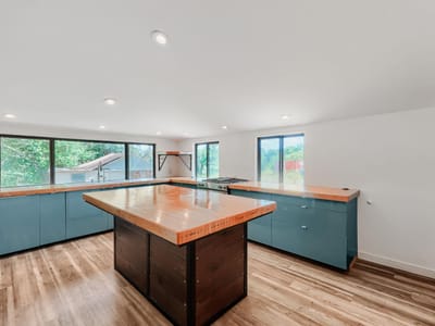 Primary bedroom at 1321 W San Antonio ST - 3 bed 2 bath home