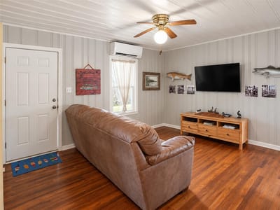 Photo 4 of 12 at 1322 Omohundro ST - 3 bed 1 bath home