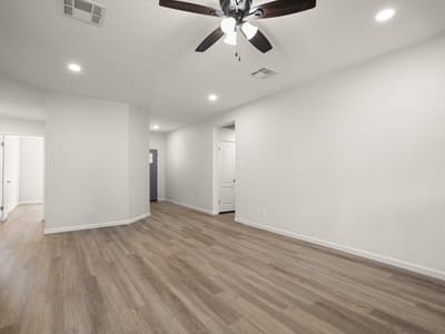 Property photo 3 at 1322 Terra ST - 3 bed 2 bath home