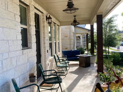 Living area at 133 Buckthorn Dr - 3 bed 2 bath home