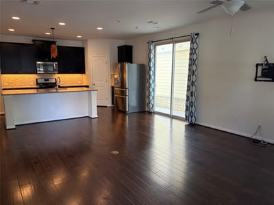 Photo 2 of 23 at 133 Buckthorn DR - 3 bed 2 bath home