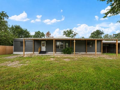 Property photo 2 at 133 Deer RUN - 3 bed 2 bath home