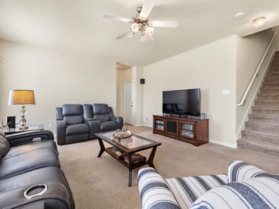 Property photo 5 at 133 Lavaca LOOP - 4 bed 2 bath home
