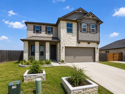 Living area at 133 Vinca Minor CV - 5 bed 3 bath home