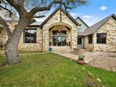 Kitchen at 1330 Ranchers Club Ln - 4 bed 4 bath home