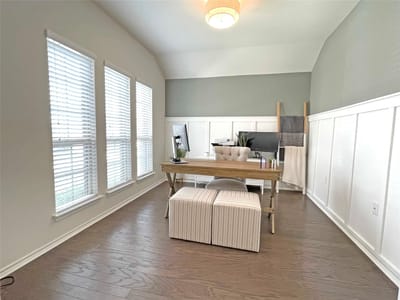 Living area at 13313 Henneman DR - 3 bed 2 bath home