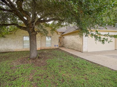 Property photo 5 at 1335 Lovers LN - 6 bed 3 bath home