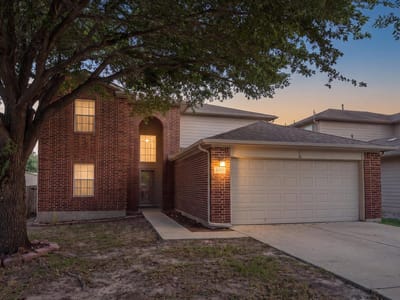 Property photo 2 at 1337 Sweet Gum DR - 4 bed 2 bath home