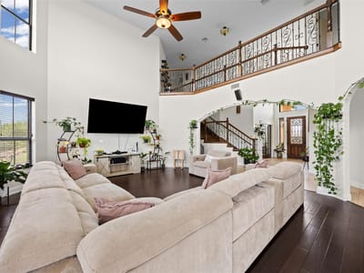 Primary bedroom at 134 River Forest DR - 5 bed 3 bath home