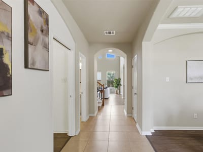 Living area at 1342 Clary Sage LOOP - 4 bed 2 bath home