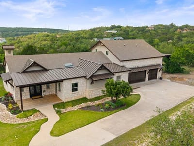 Living area at 13442 Saddle Back Pass - 5 bed 4 bath home