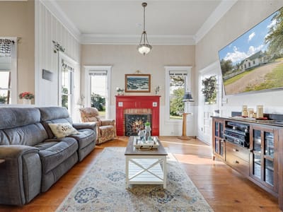 Property photo 4 at 13471 Cedar Valley RD - 6 bed 4 bath home