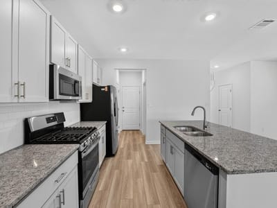 Property photo 4 at 135 Mad Pupper DR - 3 bed 2 bath home