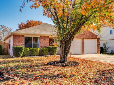 Living area at 135 Soapberry - 3 bed 2 bath home