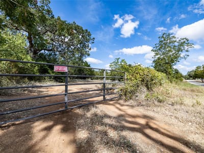 Primary bedroom at 1350 Cattlemens Row - n/a, Lockhart, TX
