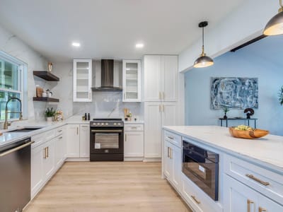 Property photo 3 at 13505 Broadmeade Ave - 3 bed 2 bath home