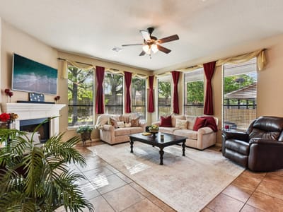Living area at 1353 Talley LOOP - 4 bed 3 bath home