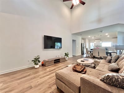 Kitchen at 1357 Kneehigh LN - 4 bed 2 bath home