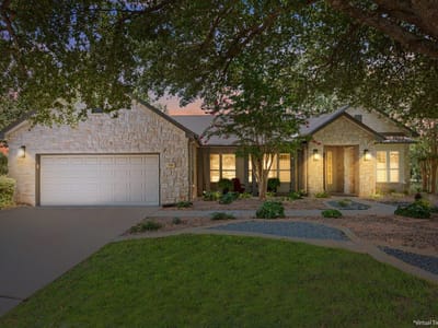 Property photo 4 at 136 Crystal Springs DR - 2 bed 2 bath home