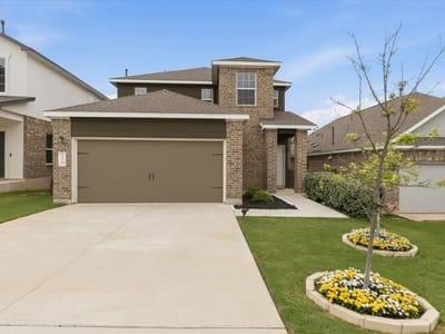 Living area at 136 Maravillas Bnd - 4 bed 3 bath home