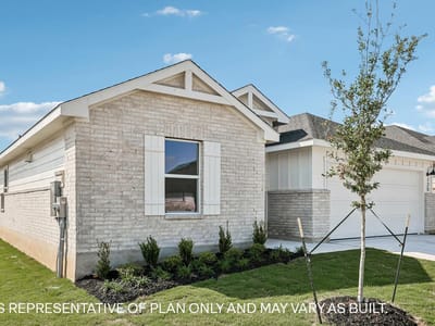 Property photo 2 at 136 Southridge TRL - 4 bed 2 bath home