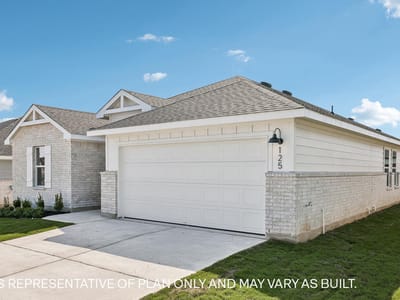 Property photo 4 at 136 Southridge TRL - 4 bed 2 bath home