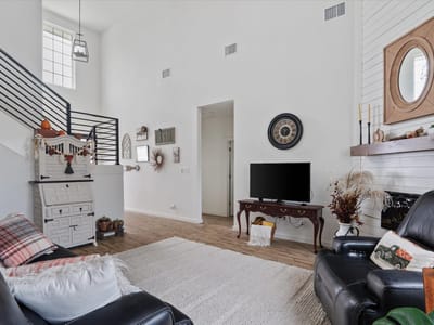 Primary bedroom at 136 W Castlebriar Dr - 4 bed 3 bath home