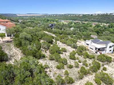Primary bedroom at 13607 Hunters PASS - Apache Shores Sec 06, Austin, TX