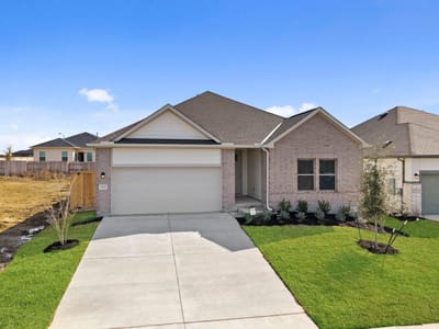 Living area at 13621 Gray Landing Dr - 4 bed 3 bath home