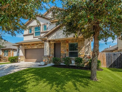 Kitchen at 1366 Heep RUN - 5 bed 3 bath home
