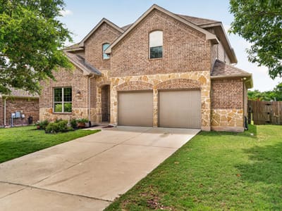 Living area at 13680 Mesa Verde DR - 4 bed 3 bath home