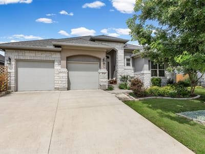 Living area at 137 Falabella TRL - 3 bed 2 bath home