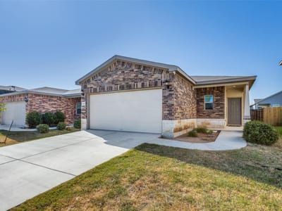 Property photo 2 at 137 Miracle DR - 3 bed 2 bath home