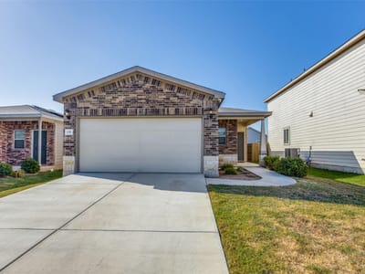 Property photo 3 at 137 Miracle DR - 3 bed 2 bath home