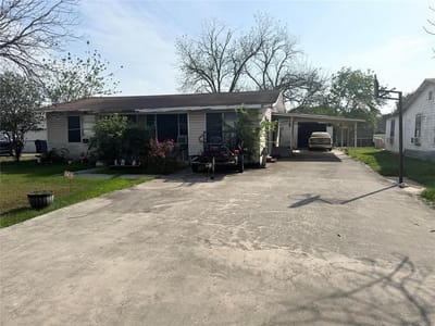 Kitchen at 137 N Kowald Ln - 3 bed 2 bath home