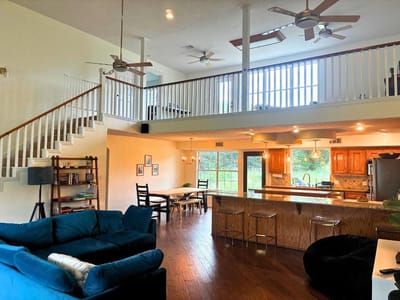 Living area at 137 Wamel WAY - 5 bed 3 bath home