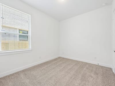 Property photo 5 at 13709 Ryan Range LN - 3 bed 2 bath home
