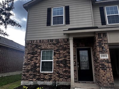 Property photo 3 at 13713 Henry A Wallace LN - 3 bed 2 bath home