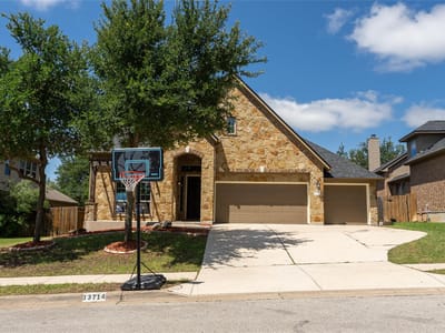 Kitchen at 13714 Mesa Verde DR - 4 bed 3 bath home