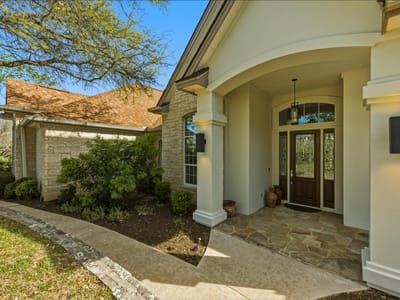 Kitchen at 13725 Madrone Mountain WAY - 3 bed 2 bath home