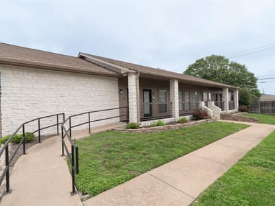 Living area at 13740 N Highway 183 BLVD Unit #R3 - The Hills, Austin, TX