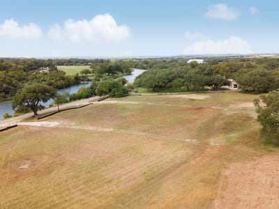 Photo 3 of 22 at 1376 River RUN - Blanco, Blanco, TX